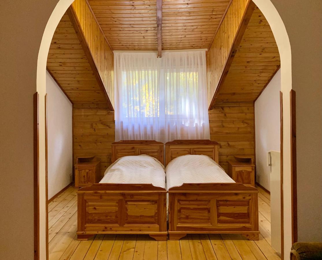 Satori Hotel Мигово Екстериор снимка