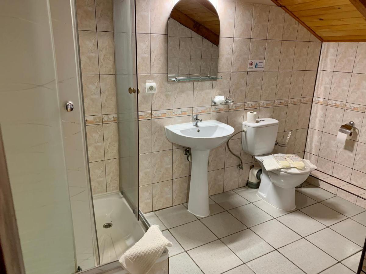 Satori Hotel Мигово Екстериор снимка