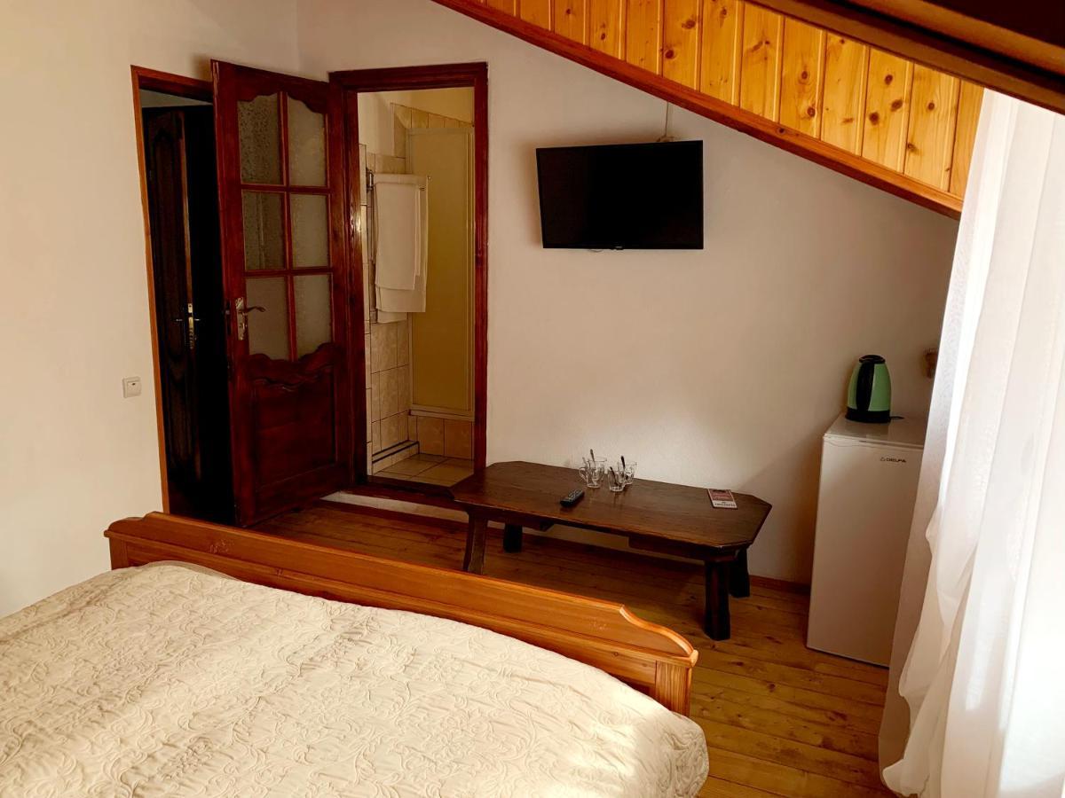 Satori Hotel Мигово Екстериор снимка