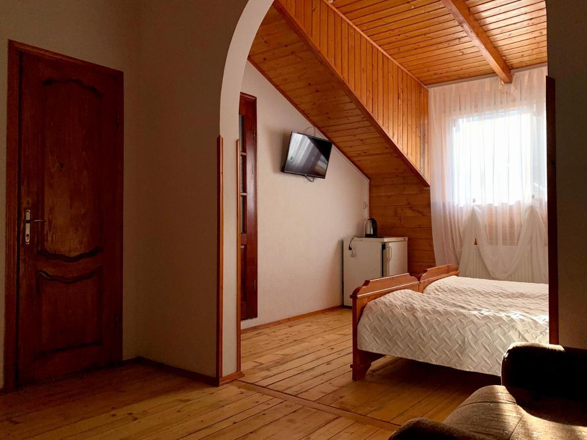 Satori Hotel Мигово Екстериор снимка